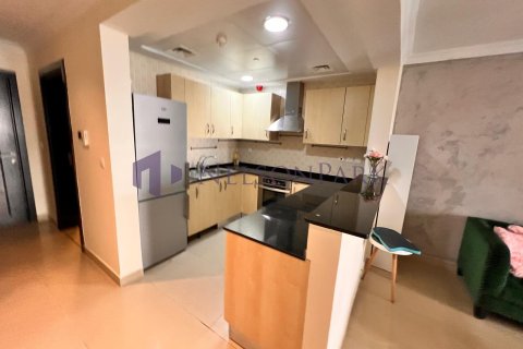 73m² Apartment in Doha, Qatar No. 57845 3