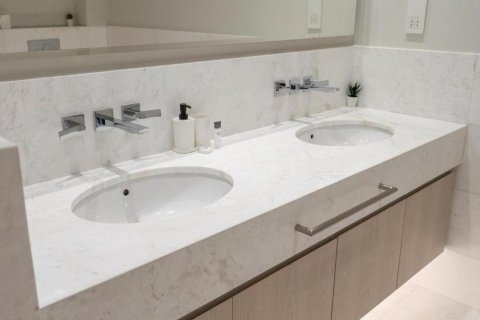 Studio Apartment in Palm Jumeirah, UAE No. 88120 8