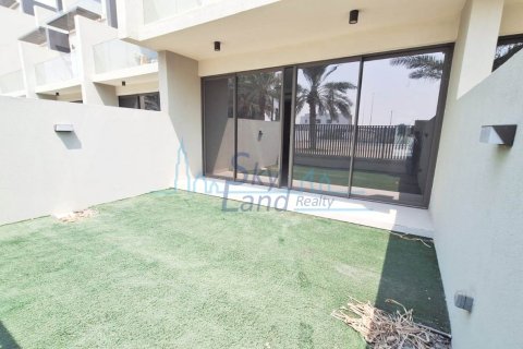 Villa de 4 dormitorios en Jumeirah Village Triangle, UAE No. 105089 4
