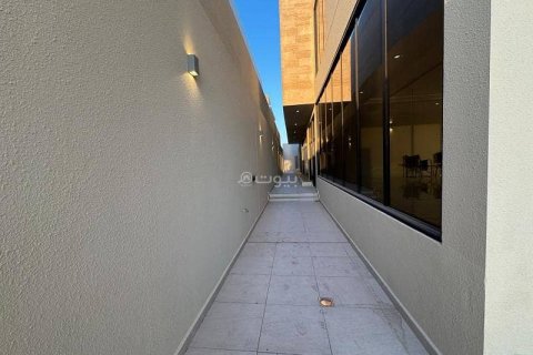 Villa de 7 dormitorios en Khobar, Saudi Arabia No. 60360 5