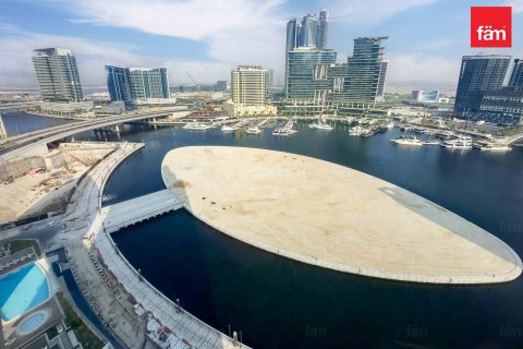 52.3m² Office in Business Bay, UAE No. 70984 3