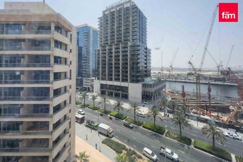 Commercial property de 1305.3m² en Business Bay, UAE No. 101240 4