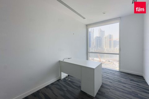 Commercial property de 1305.3m² en Business Bay, UAE No. 101240 20