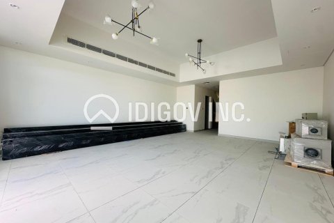 4 bedrooms Villa in Jumeirah Village Circle, UAE No. 86046 2