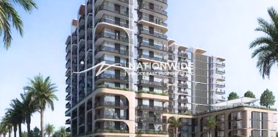 Studio Apartment in Abu Dhabi, UAE No. 104904