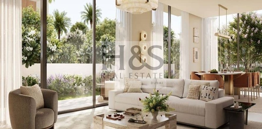 Villa de 4 chambres à Dubai Investment Park, UAE No. 102846