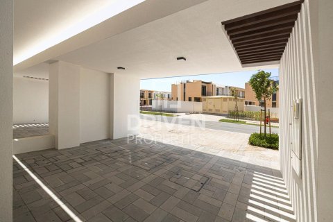 Villa de 3 dormitorios en EMAAR South, UAE No. 85757 10