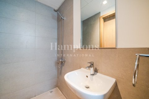 Villa de 4 dormitorios en Murooj Al Furjan, UAE No. 73270 16