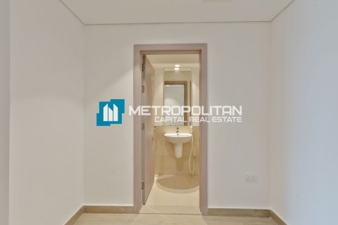 3 bedrooms Apartment on the Yas Island, UAE No. 44970 13