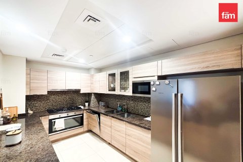 Apartment de 2 dormitorios en Dubai, UAE No. 100527 6