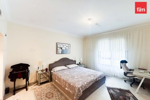 Apartment de 2 dormitorios en Dubai, UAE No. 100527 9