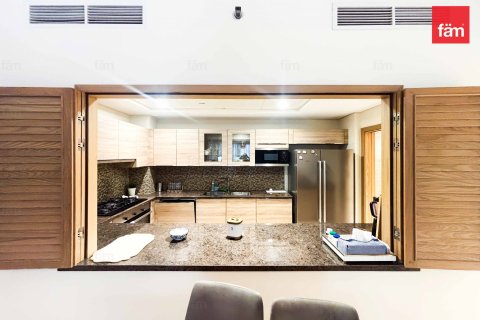 Apartment de 2 dormitorios en Dubai, UAE No. 100527 5