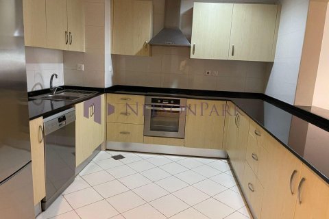 1 bedroom Apartment in Doha, Qatar No. 57711 12