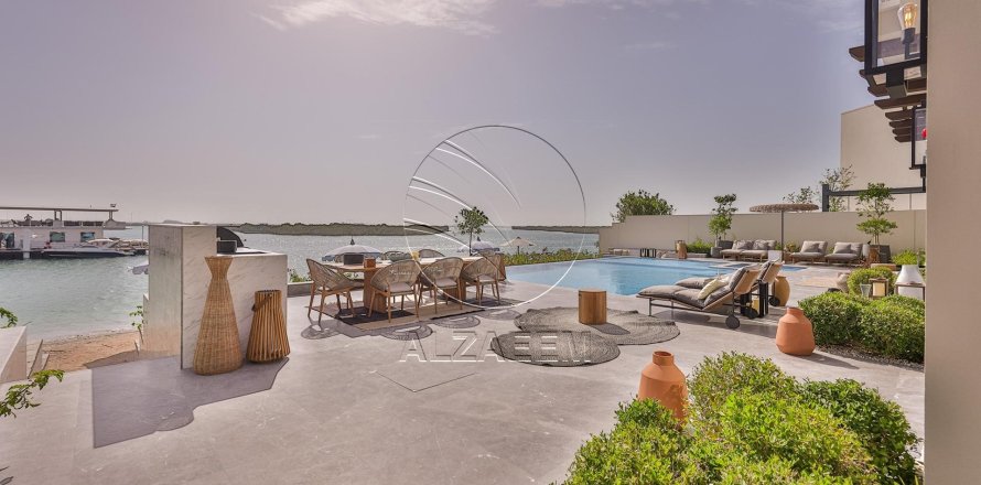 Villa de 5 dormitorios en Abu Dhabi, UAE No. 91263