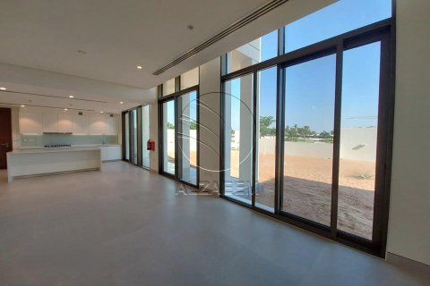 Villa de 4 chambres à Abu Dhabi, UAE No. 91265 10