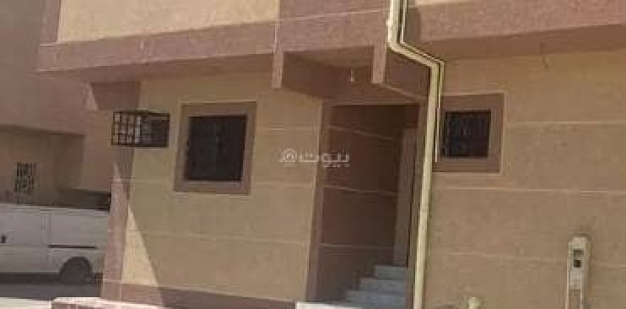 Edificio de 157m² en Riyadh, Saudi Arabia No. 98755