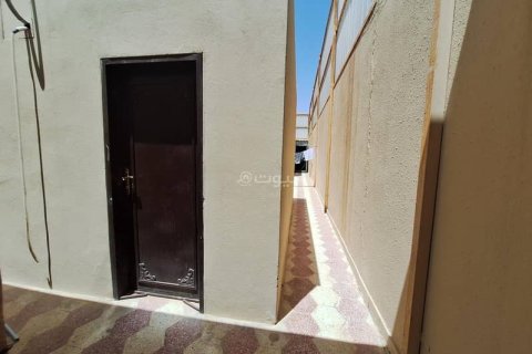 Вилла с 9 спальнями в Эр-Рияд, Саудовская Аравия №99541 9