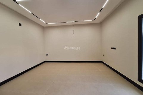 Вилла с 4 спальнями в Эр-Рияд, Саудовская Аравия №99545 3