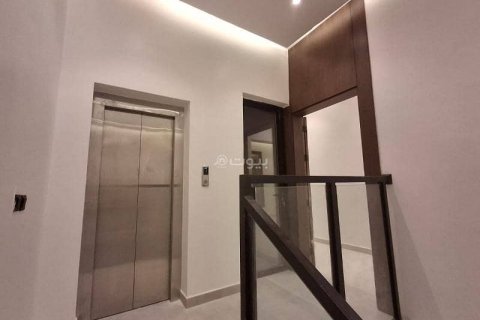Apartment de 4 dormitorios en Riyadh, Saudi Arabia No. 99544 9