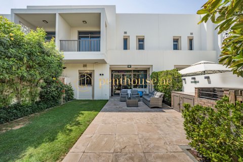 3 bedrooms Townhouse in Town Square, UAE No. 62219 1