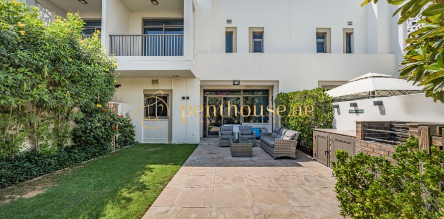 3 bedrooms Townhouse in Town Square, UAE No. 62219