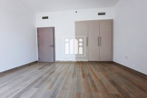 1 bedroom Apartment in WATER'S EDGE Yas Island, UAE No. 97469 7