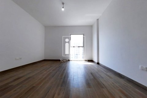 Apartment de 3 dormitorios en WATER'S EDGE Yas Island, UAE No. 97468 13