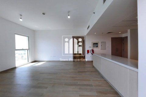 Apartment de 3 dormitorios en WATER'S EDGE Yas Island, UAE No. 97468 3