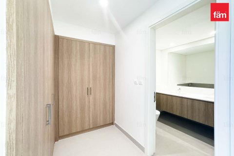 Villa de 4 dormitorios en Dubai, UAE No. 105614 16