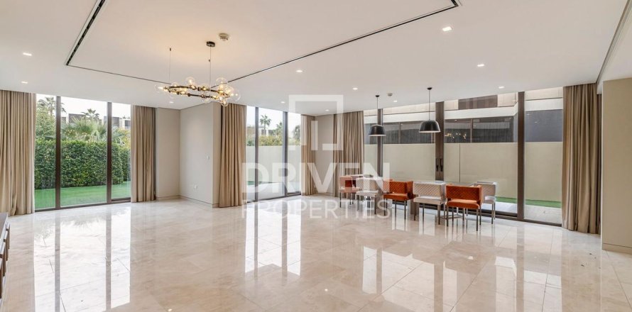 5 bedrooms Villa in Jumeirah Bay Island, UAE No. 83961