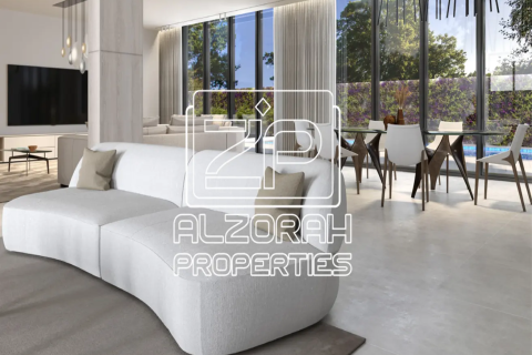 4 bedrooms Villa in Sharjah, UAE No. 14430 7