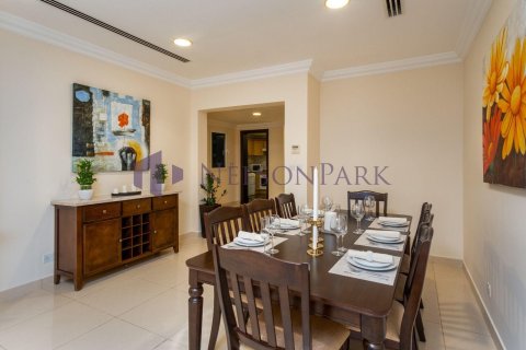 Appartement de 2 chambres à Doha, Qatar No. 58085 11