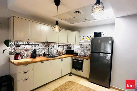 Apartment de 2 dormitorios en Dubai, UAE No. 101137 1