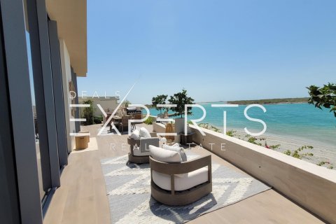 Villa de 4 dormitorios en Abu Dhabi, UAE No. 55623 27