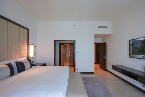 Apartment de 2 dormitorios en The Marina, UAE No. 79763 18
