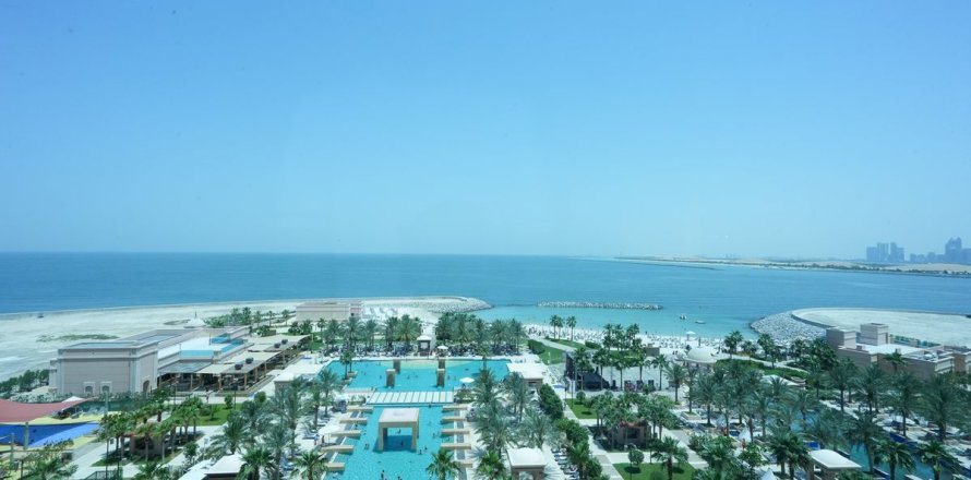 Apartment de 2 dormitorios en The Marina, UAE No. 79763