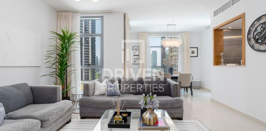 Apartment de 2 dormitorios en Claren Towers, UAE No. 85005