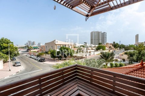 Villa de 5 chambres à Al Jafiliya, UAE No. 85081 22