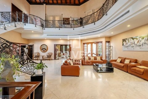 Villa de 5 chambres à Al Jafiliya, UAE No. 85081 4