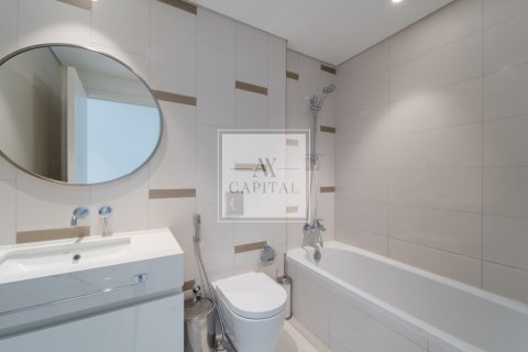 Apartment de 4 dormitorios en EMAAR Beachfront, UAE No. 23266 25