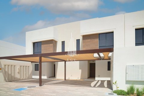 Townhouse de 3 dormitorios en  Yas Island, UAE No. 24822 4
