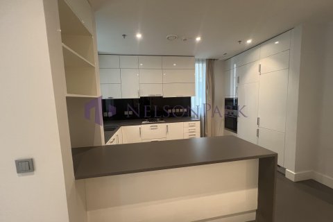 2 bedrooms Apartment in Doha, Qatar No. 57402 6