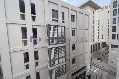2 bedrooms Apartment in Doha, Qatar No. 57402 2