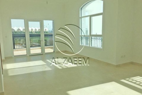 Apartment de 3 dormitorios en  Yas Island, UAE No. 27787 9