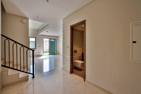 3 غرف نوم تاون هاوس في Madinat Zayed, الإمارات العربية المتحدة رقم 90104 6