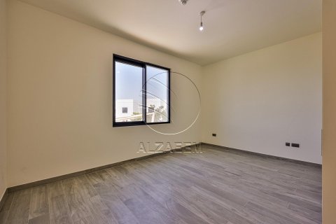 Villa de 4 dormitorios en  Yas Island, UAE No. 90101 15