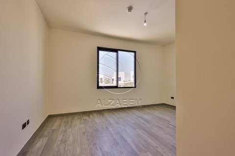 Villa de 4 dormitorios en  Yas Island, UAE No. 90101 16