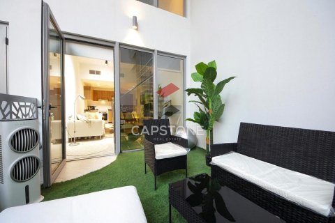 Apartment de 2 dormitorios en Oasis Residences, UAE No. 86280 13