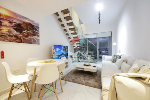 Apartment de 2 dormitorios en Oasis Residences, UAE No. 86280 14