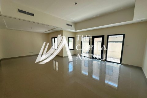 Таунхаус с 3 спальнями в Al Salam Street, ОАЭ №86507 3